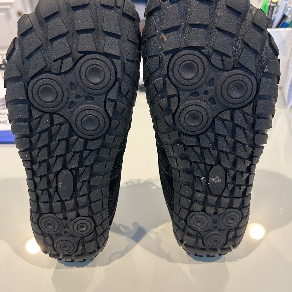 Oranginer Woman’s Barefoot Minimalist Sneakers